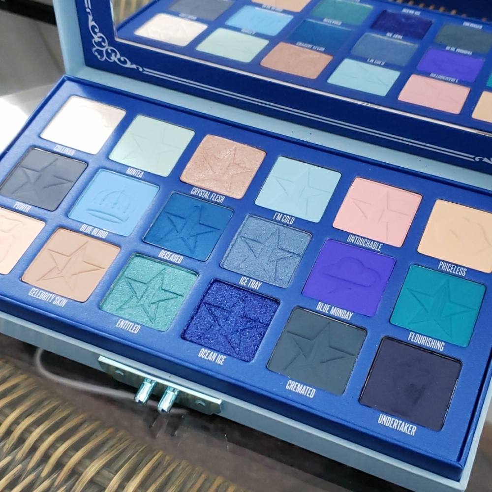 Blue Blood Jeffree Star palette